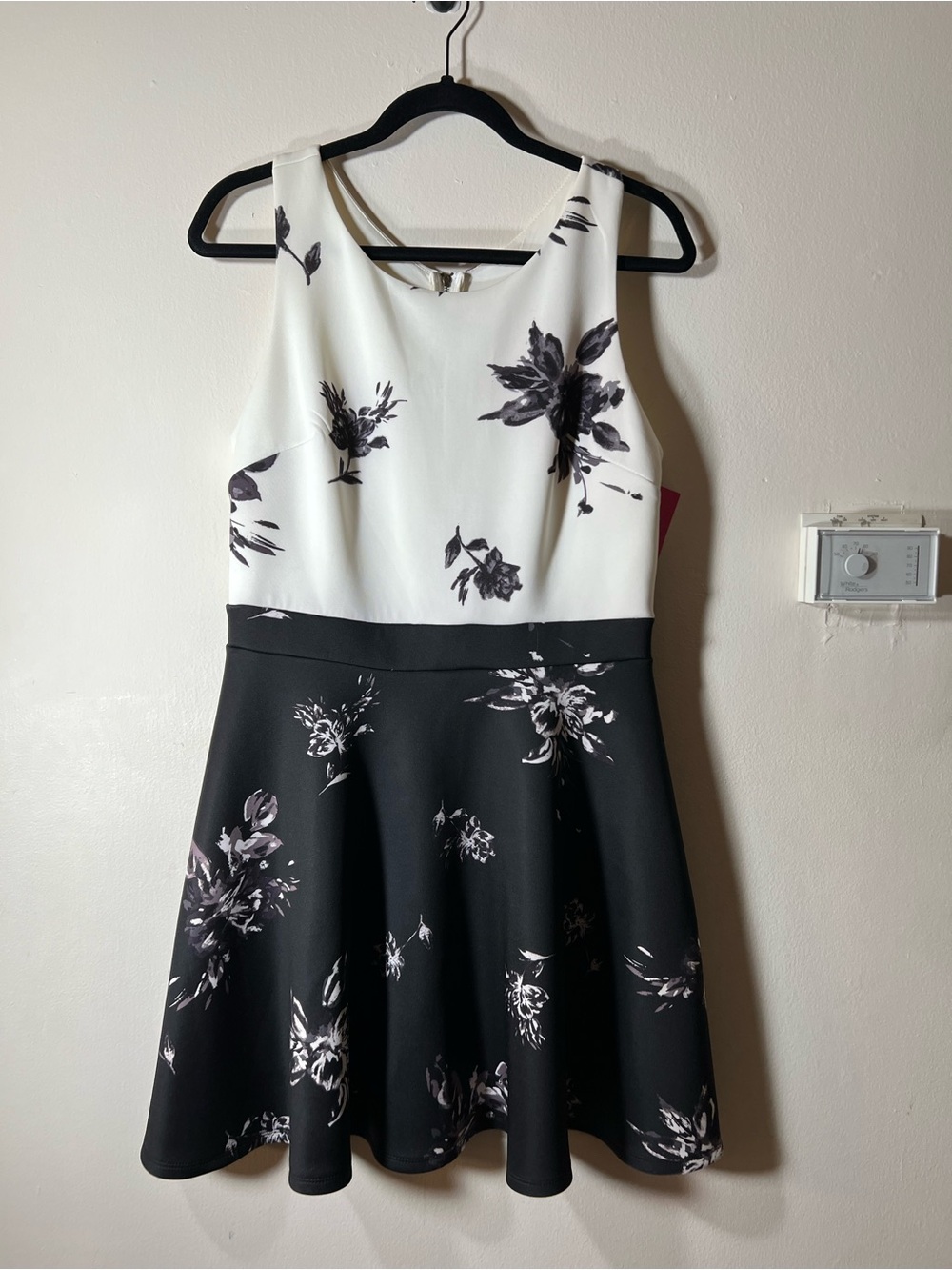 Xhilaration Floral Dress size L